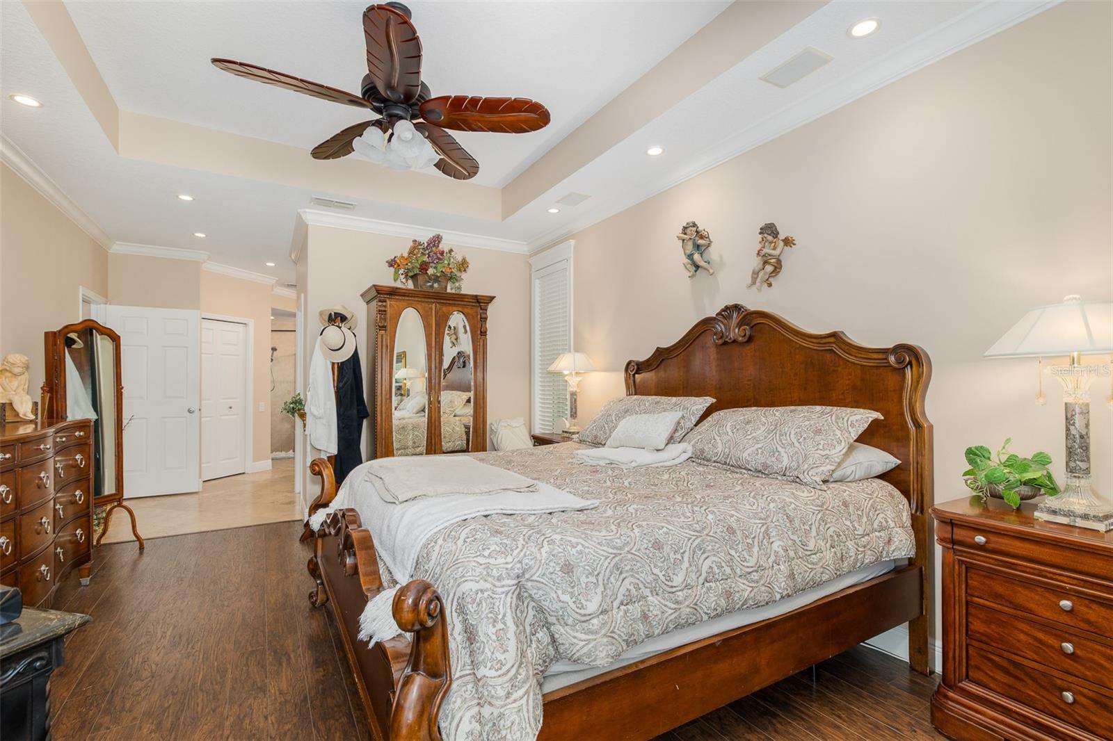 321 WATERFORD CIR E, TARPON SPRINGS, FL, 34688