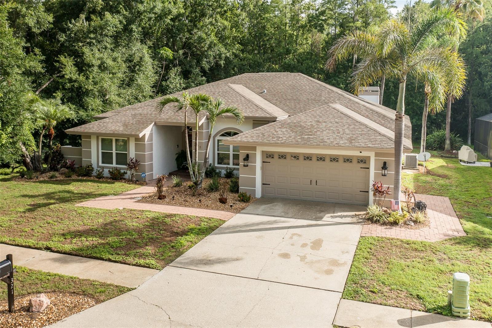 321 WATERFORD CIR E, TARPON SPRINGS, FL, 34688