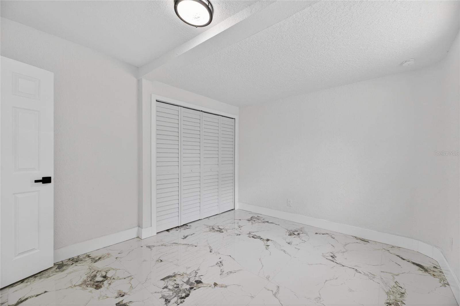 9608 N ASTER AVE, TAMPA, FL, 33612