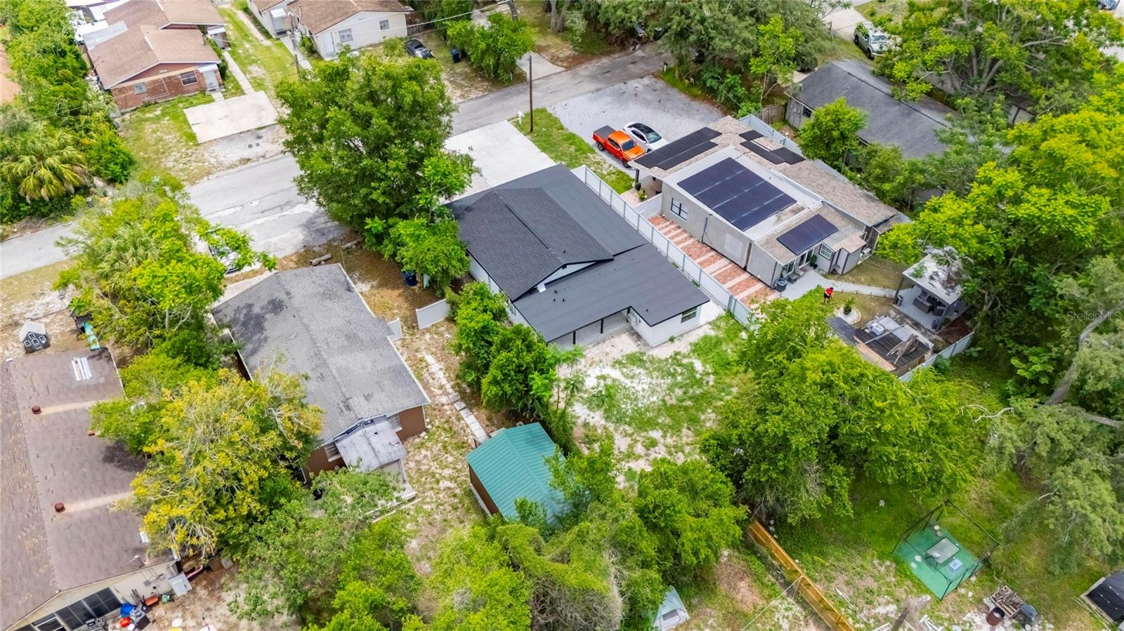 9608 N ASTER AVE, TAMPA, FL, 33612