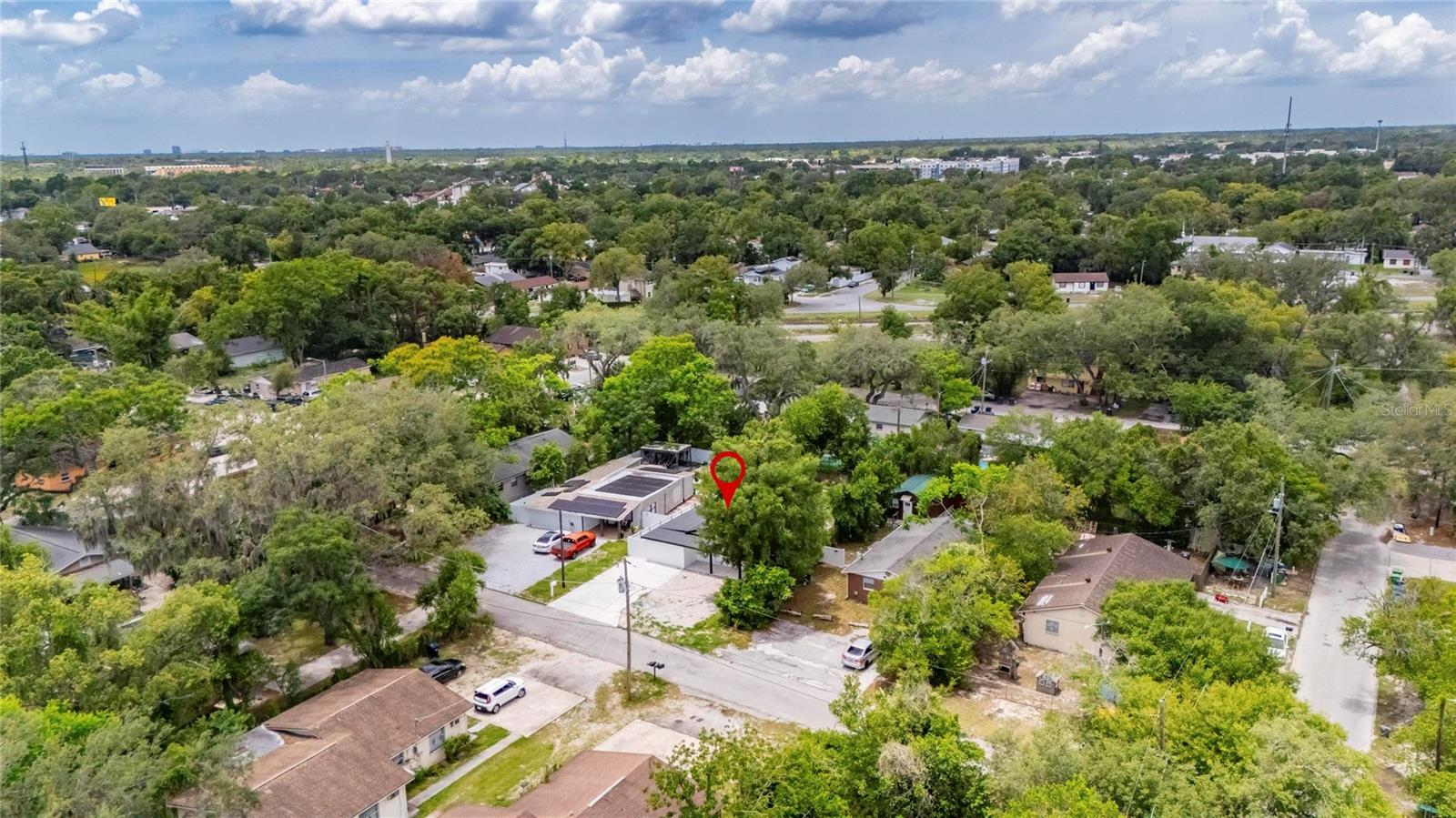 9608 N ASTER AVE, TAMPA, FL, 33612