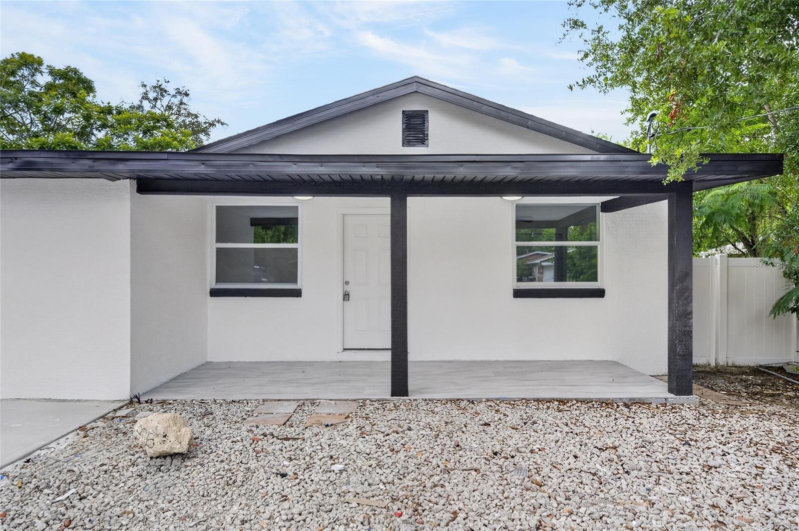 9608 N ASTER AVE, TAMPA, FL, 33612