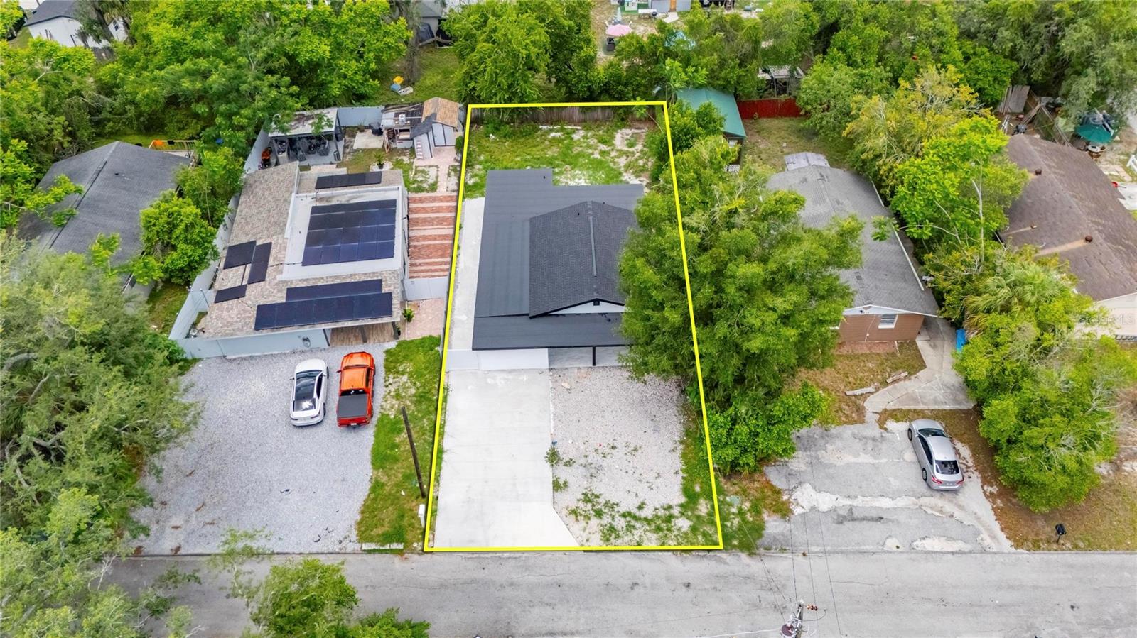 9608 N ASTER AVE, TAMPA, FL, 33612