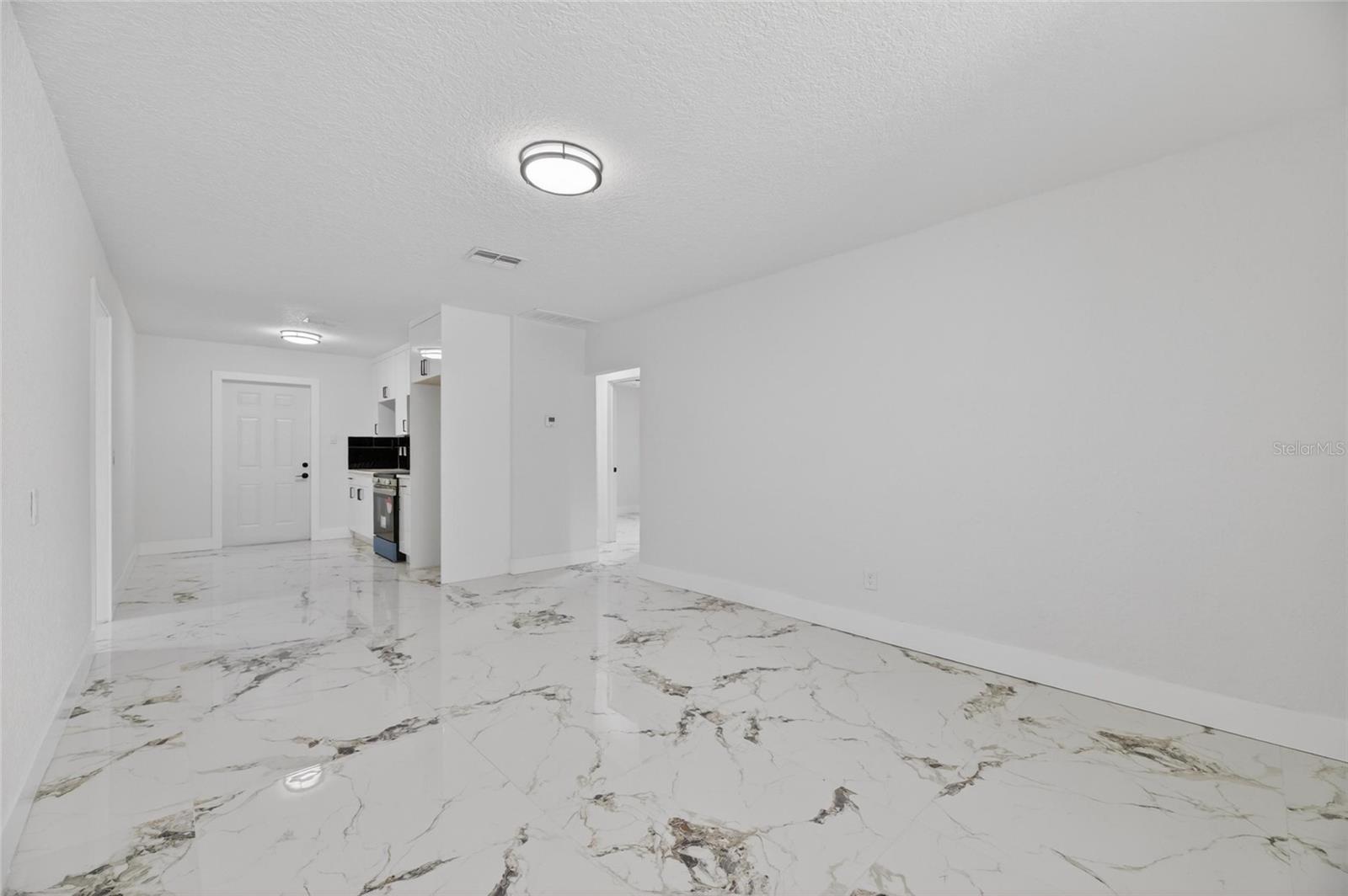 9608 N ASTER AVE, TAMPA, FL, 33612
