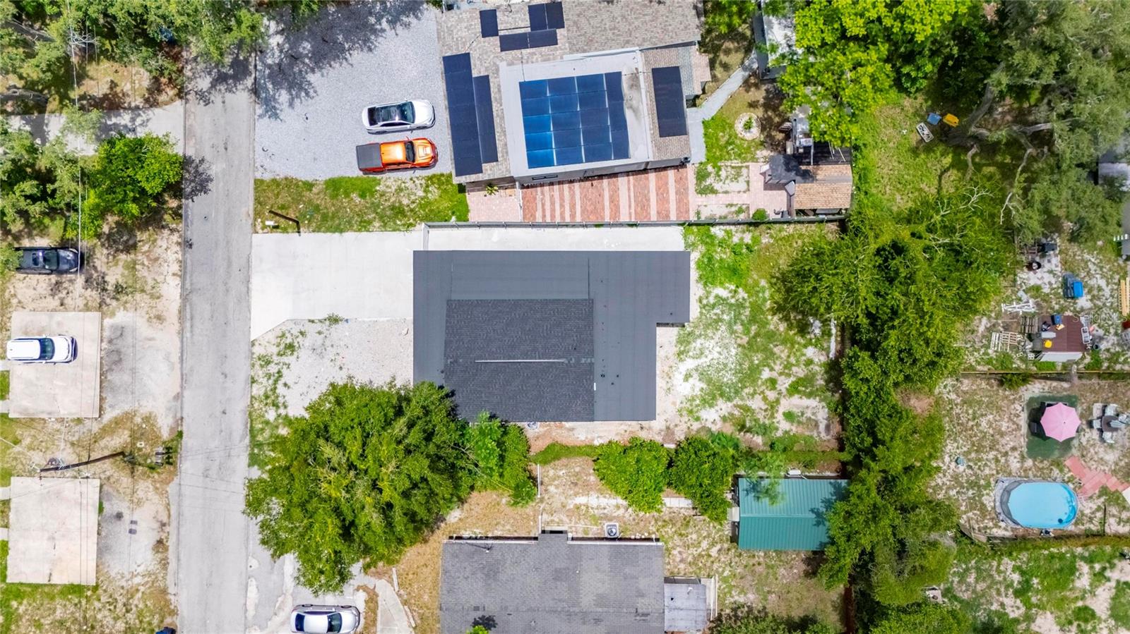 9608 N ASTER AVE, TAMPA, FL, 33612