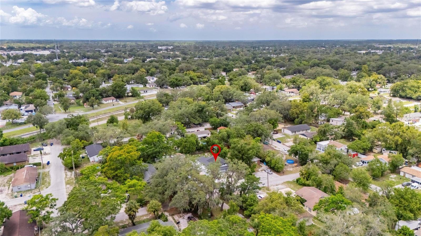 9608 N ASTER AVE, TAMPA, FL, 33612