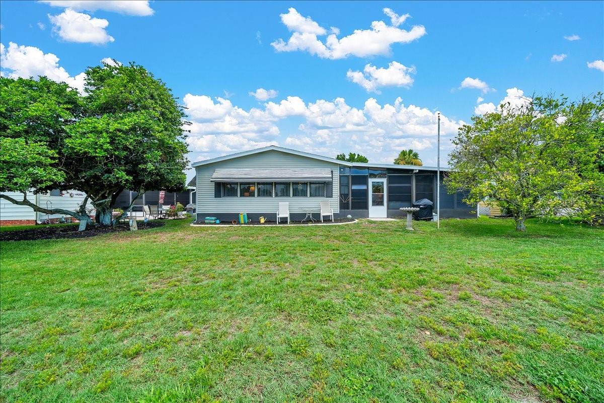 926 SAINT ANDREWS BLVD, LADY LAKE, FL, 32159