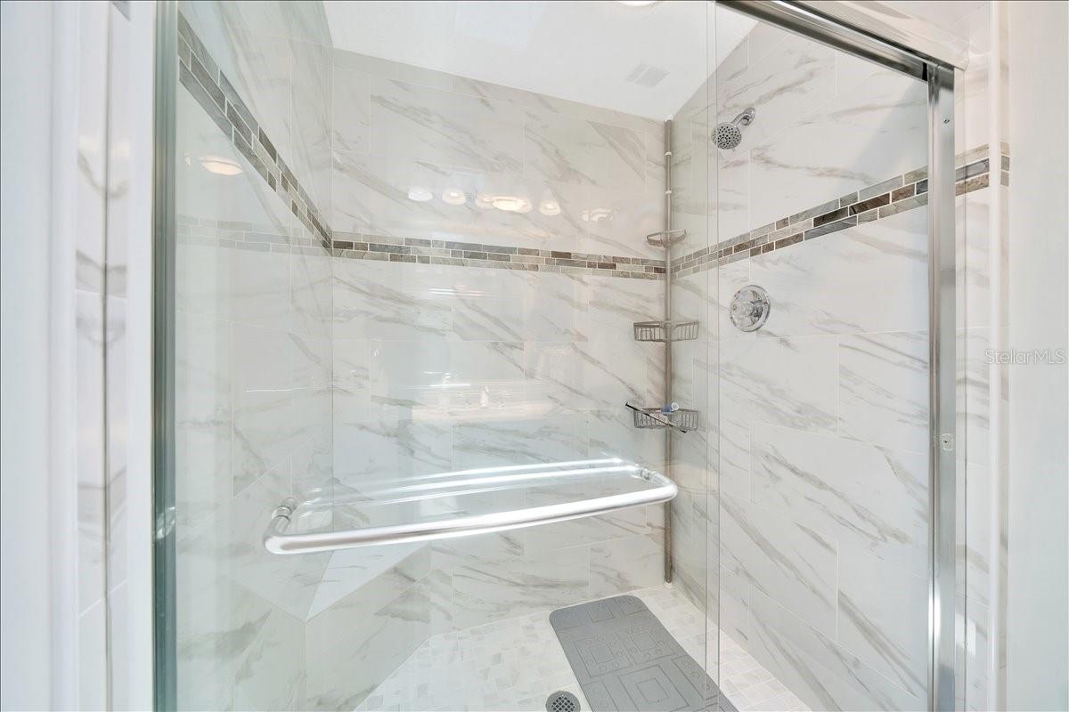 926 SAINT ANDREWS BLVD, LADY LAKE, FL, 32159