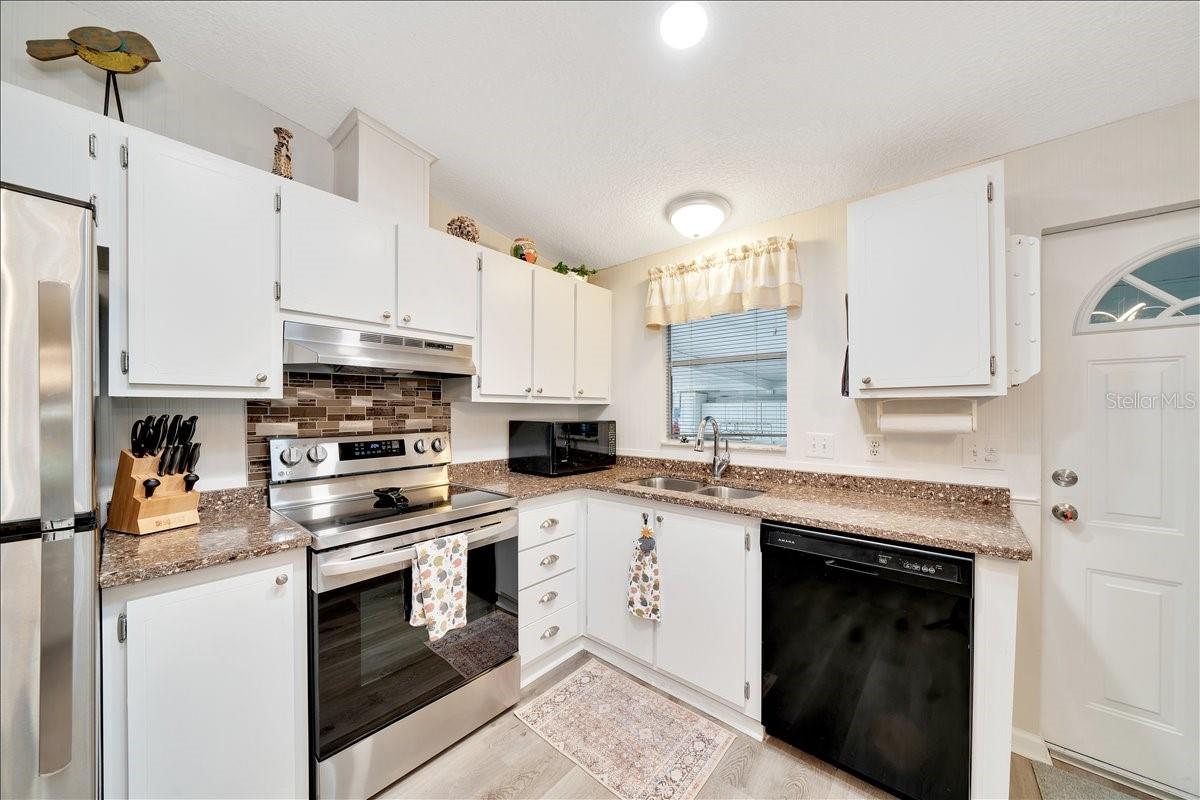 926 SAINT ANDREWS BLVD, LADY LAKE, FL, 32159