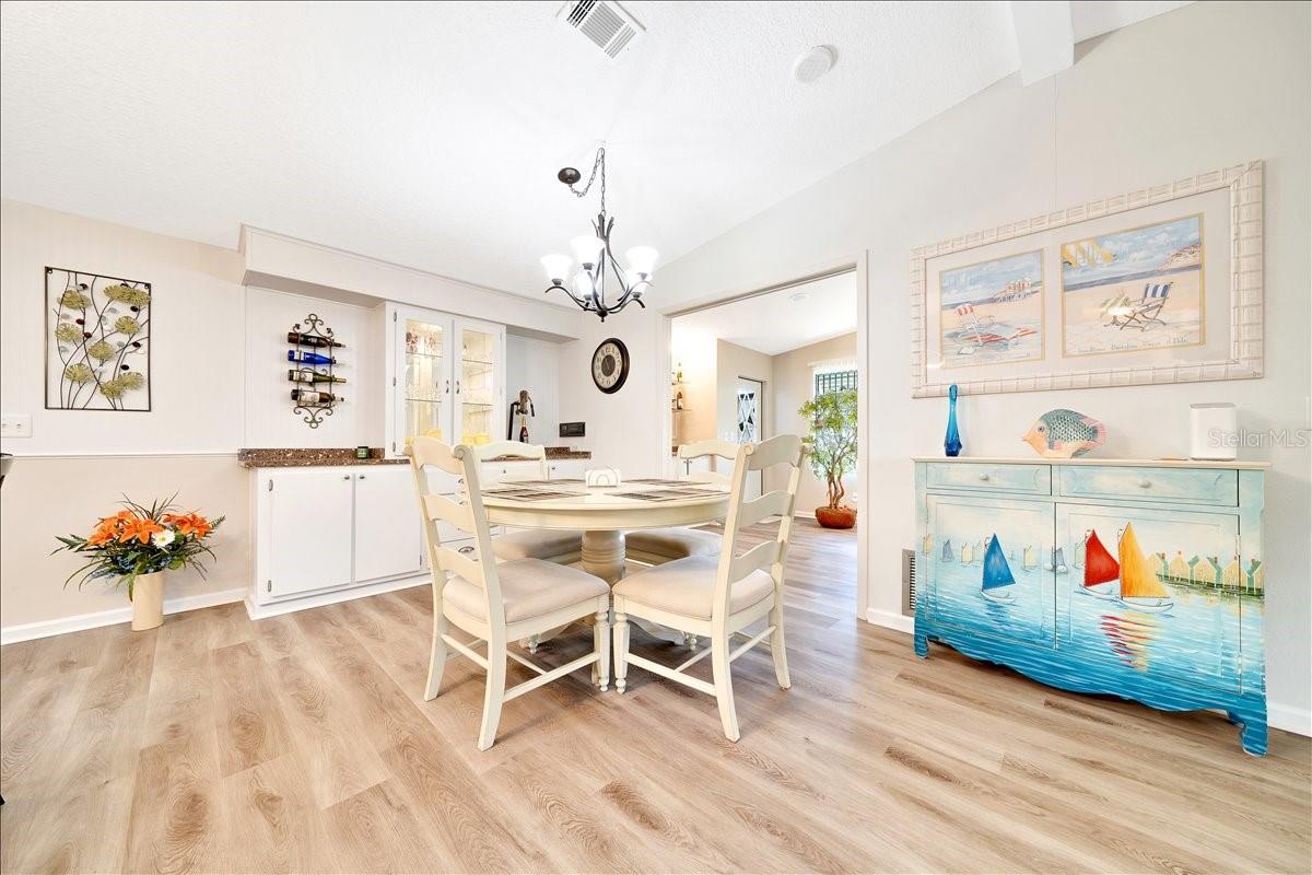926 SAINT ANDREWS BLVD, LADY LAKE, FL, 32159