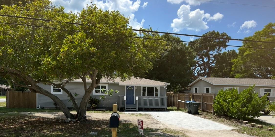 1884 PINE ST, LARGO, FL, 33774