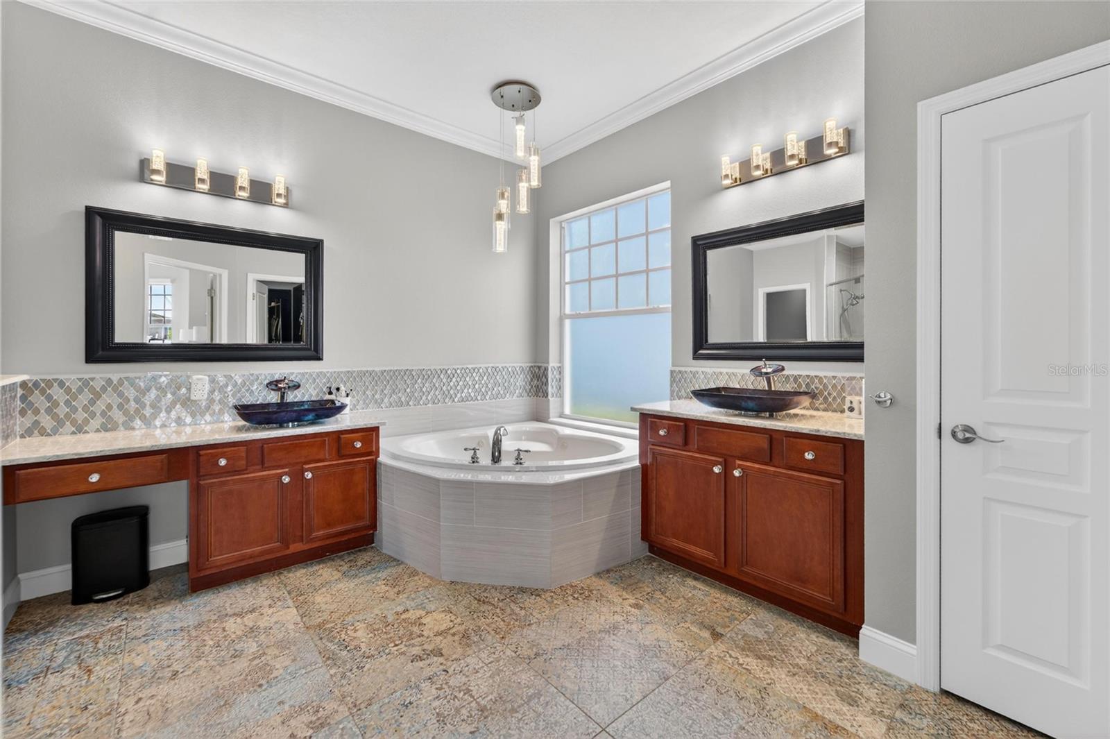 5722 SEA TROUT PL, APOLLO BEACH, FL, 33572