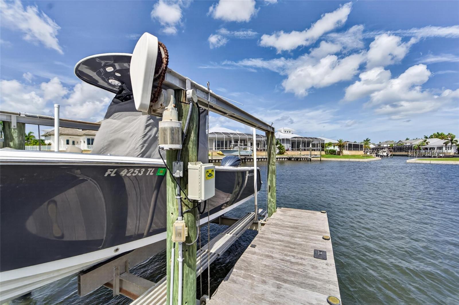 5722 SEA TROUT PL, APOLLO BEACH, FL, 33572