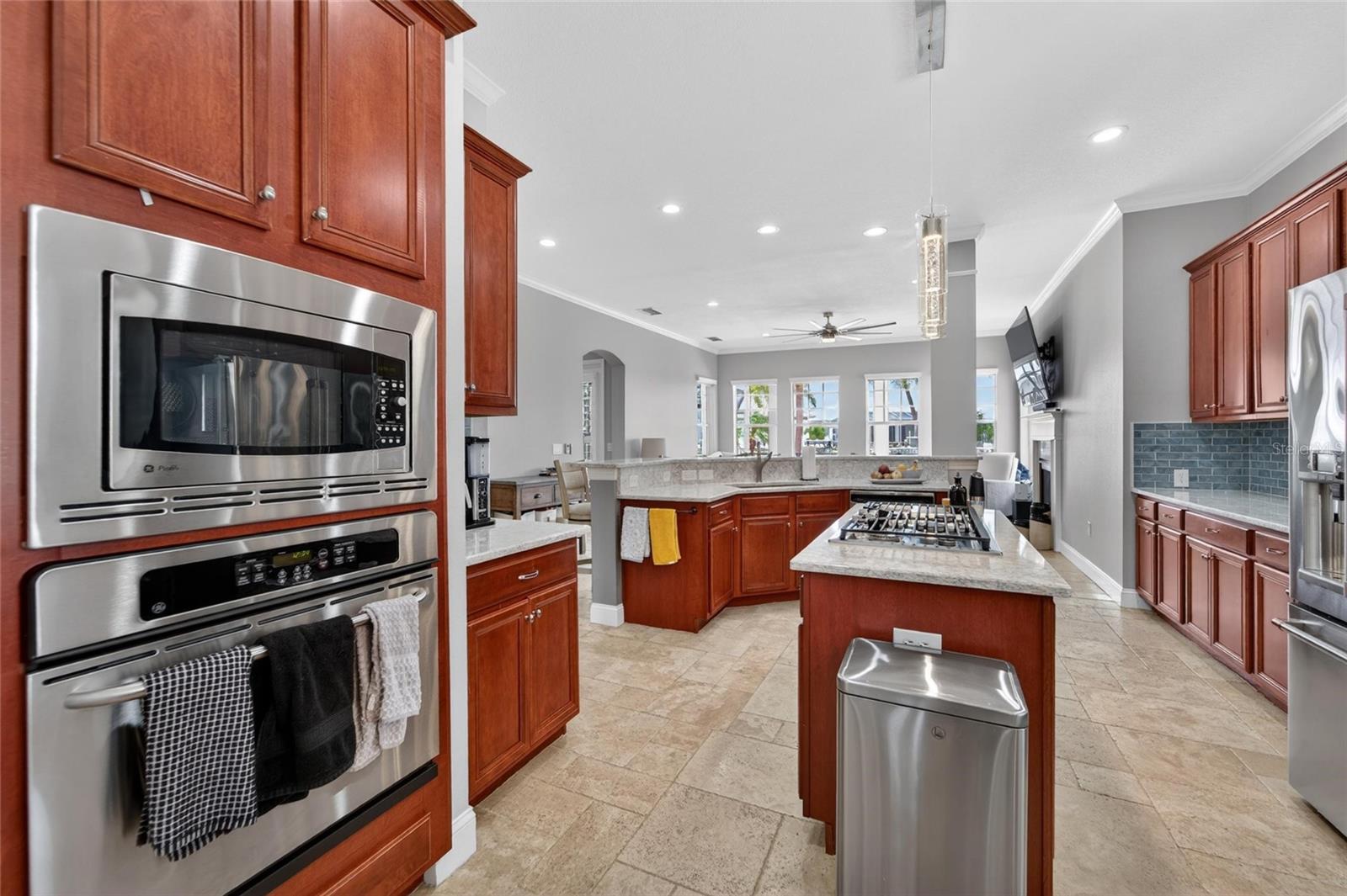 5722 SEA TROUT PL, APOLLO BEACH, FL, 33572