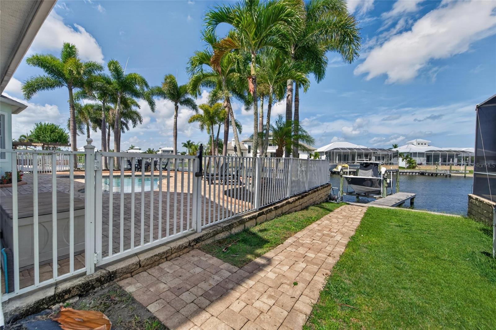 5722 SEA TROUT PL, APOLLO BEACH, FL, 33572