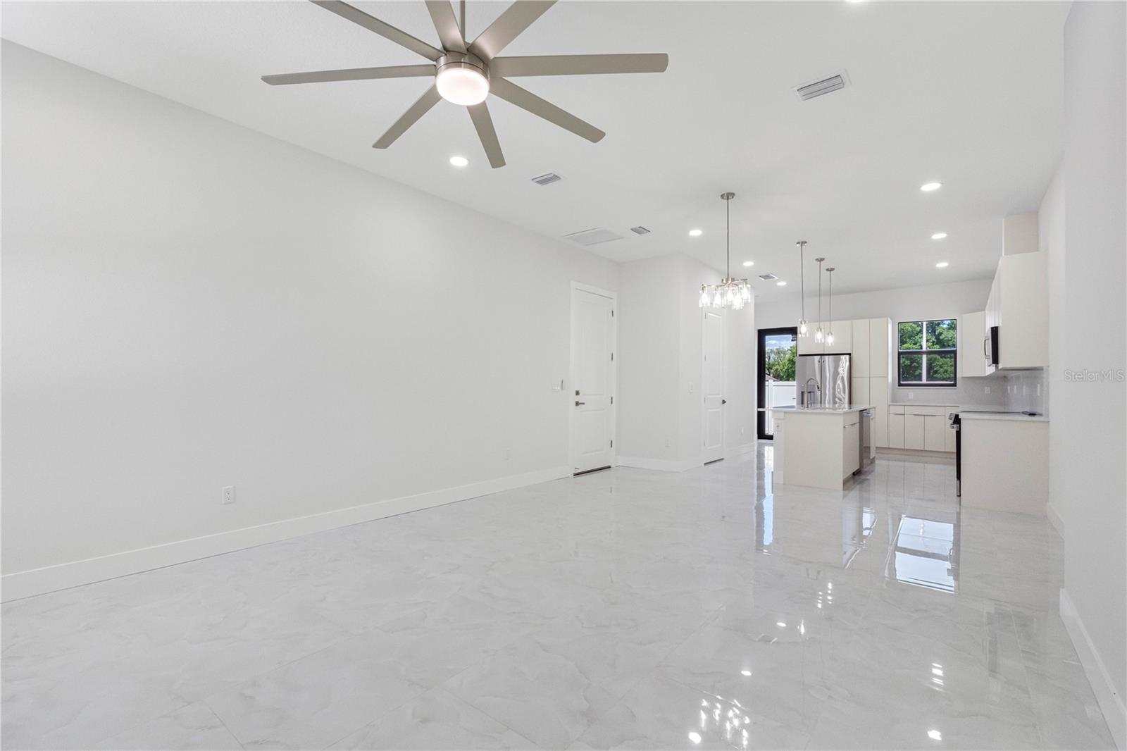 7015 N CENTRAL AVE #Unit C, TAMPA, FL, 33604