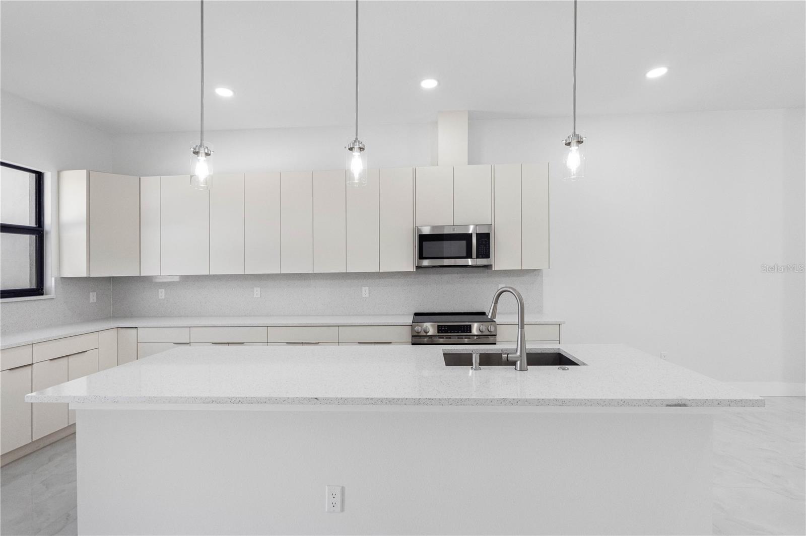7015 N CENTRAL AVE #Unit C, TAMPA, FL, 33604