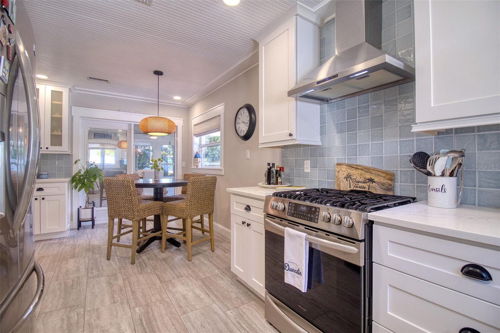 128 EDGEWATER TER, DUNEDIN, FL, 34698