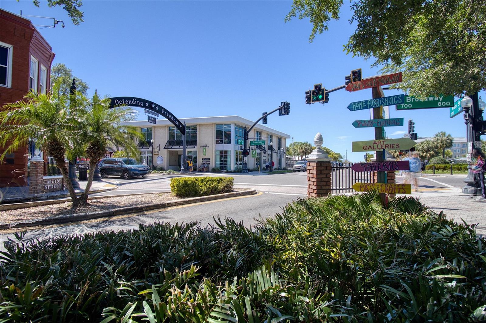 128 EDGEWATER TER, DUNEDIN, FL, 34698