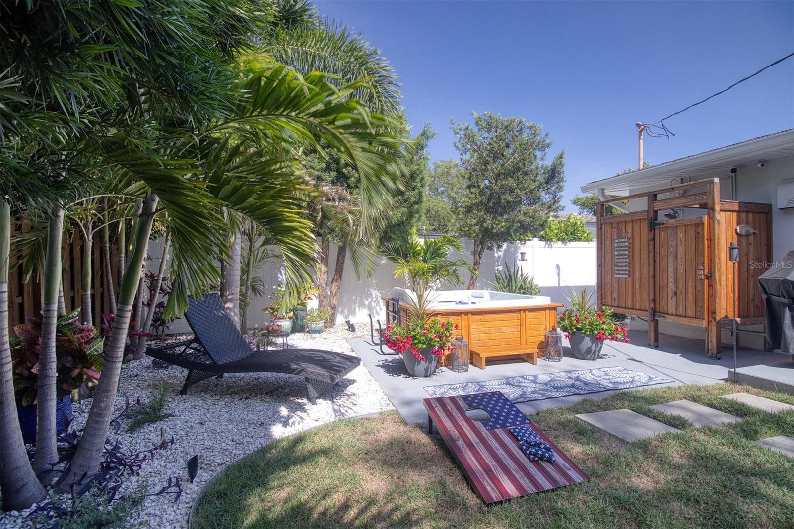 128 EDGEWATER TER, DUNEDIN, FL, 34698