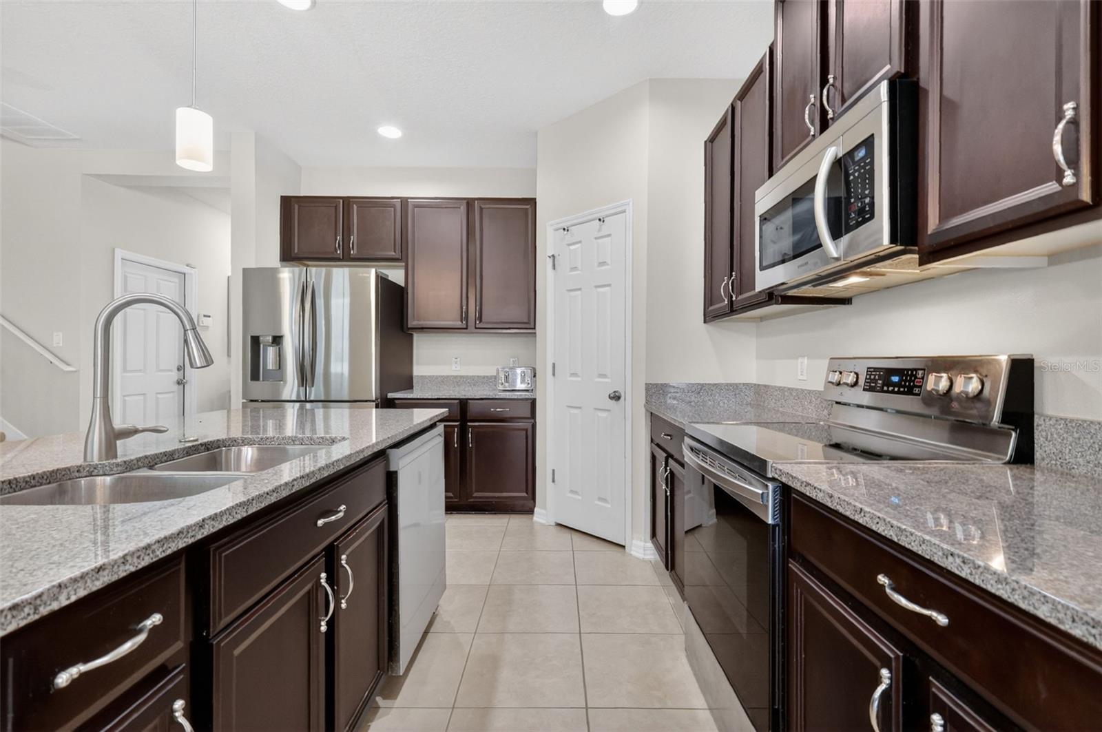 3262 PLUMLEE CT, GRAND ISLAND, FL, 32735