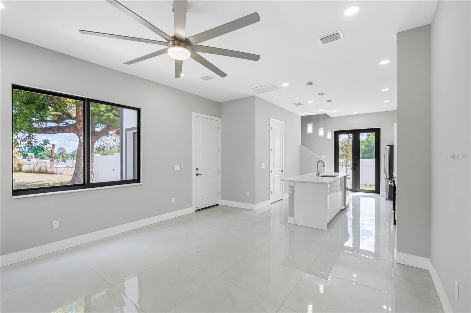 7015 N CENTRAL AVE #Unit A, TAMPA, FL, 33604