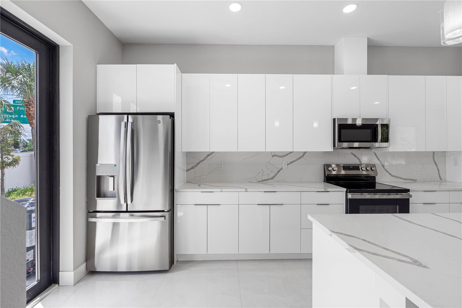 7015 N CENTRAL AVE #Unit A, TAMPA, FL, 33604