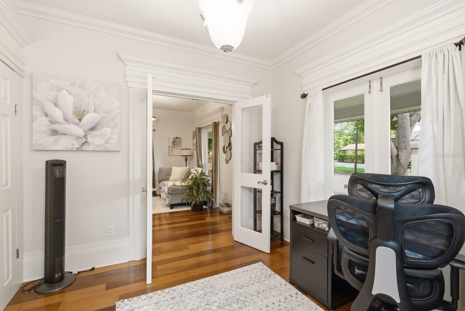888 16TH AVE N, ST PETERSBURG, FL, 33704