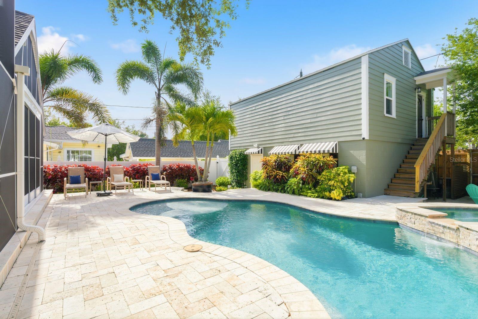 888 16TH AVE N, ST PETERSBURG, FL, 33704