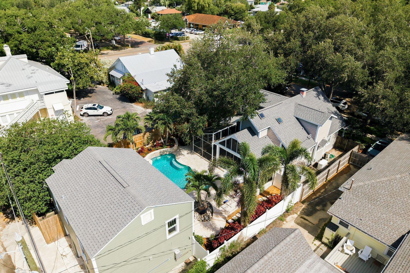 888 16TH AVE N, ST PETERSBURG, FL, 33704
