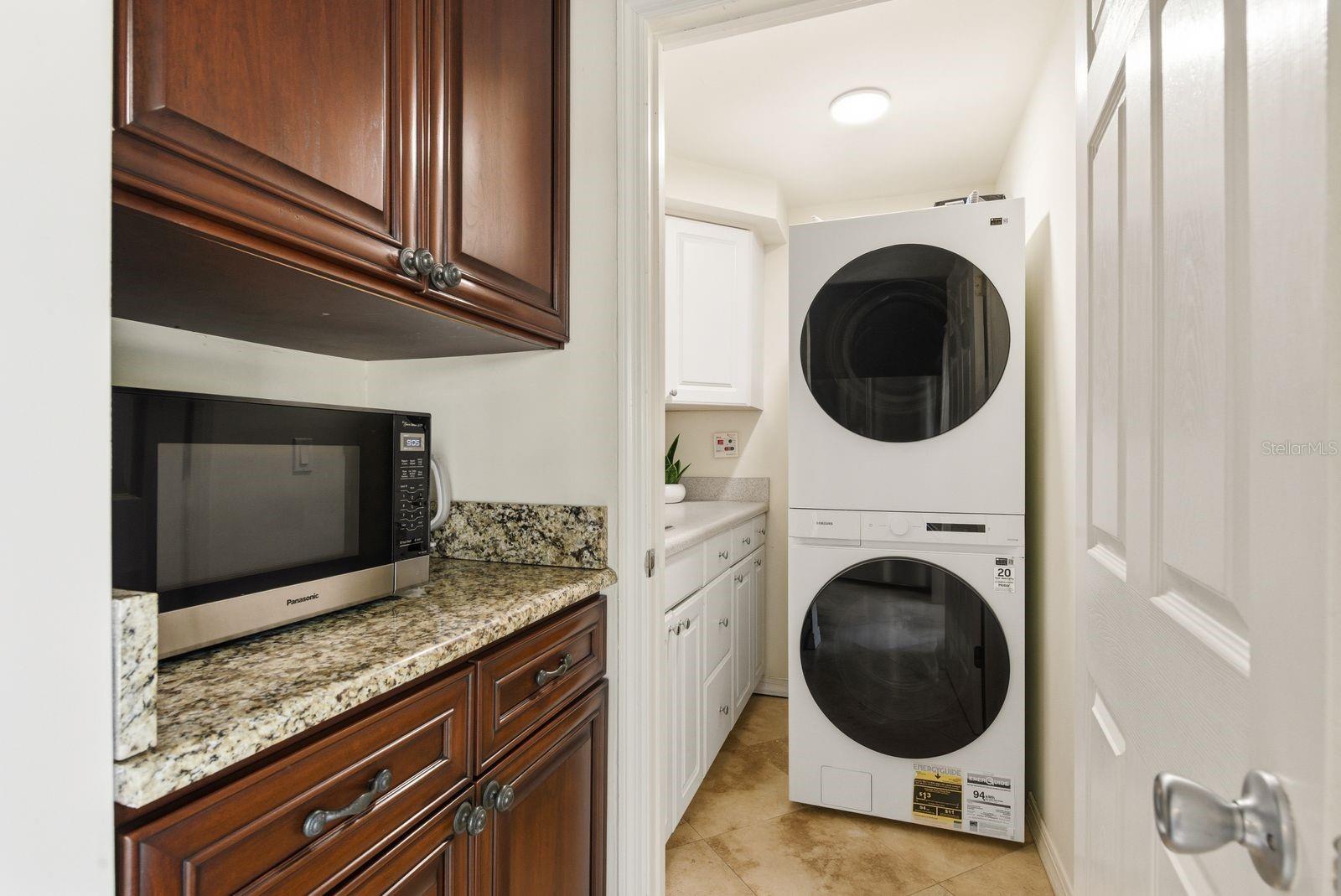 888 16TH AVE N, ST PETERSBURG, FL, 33704