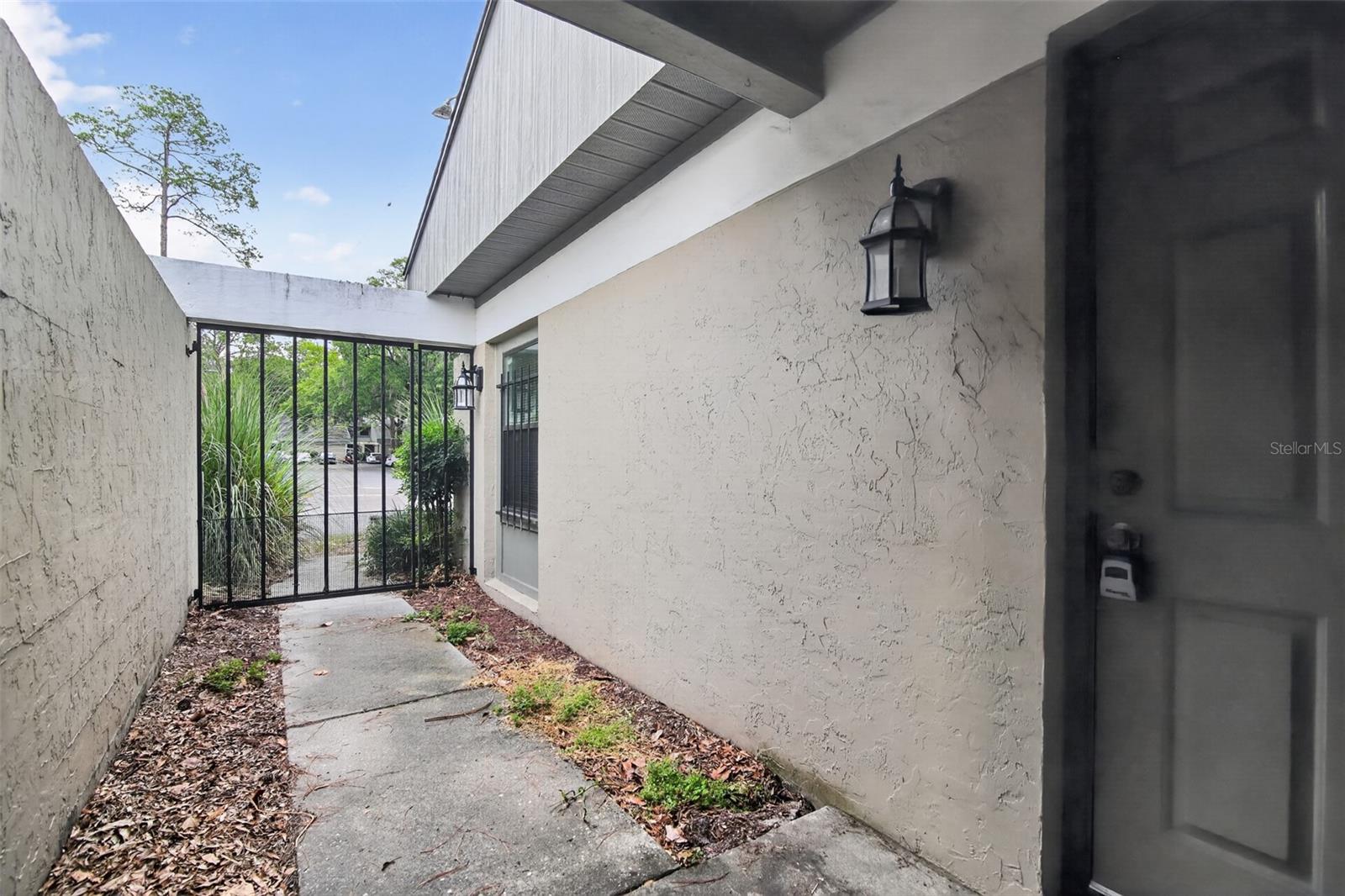 7200 SW 8TH AVE #B14, GAINESVILLE, FL, 32607