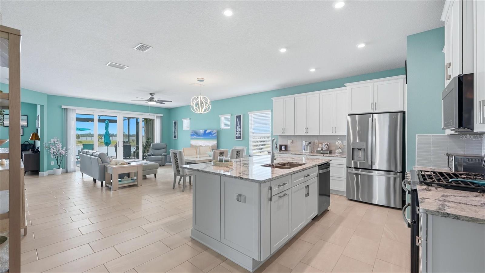 6230 ROADSTEAD CT, APOLLO BEACH, FL, 33572