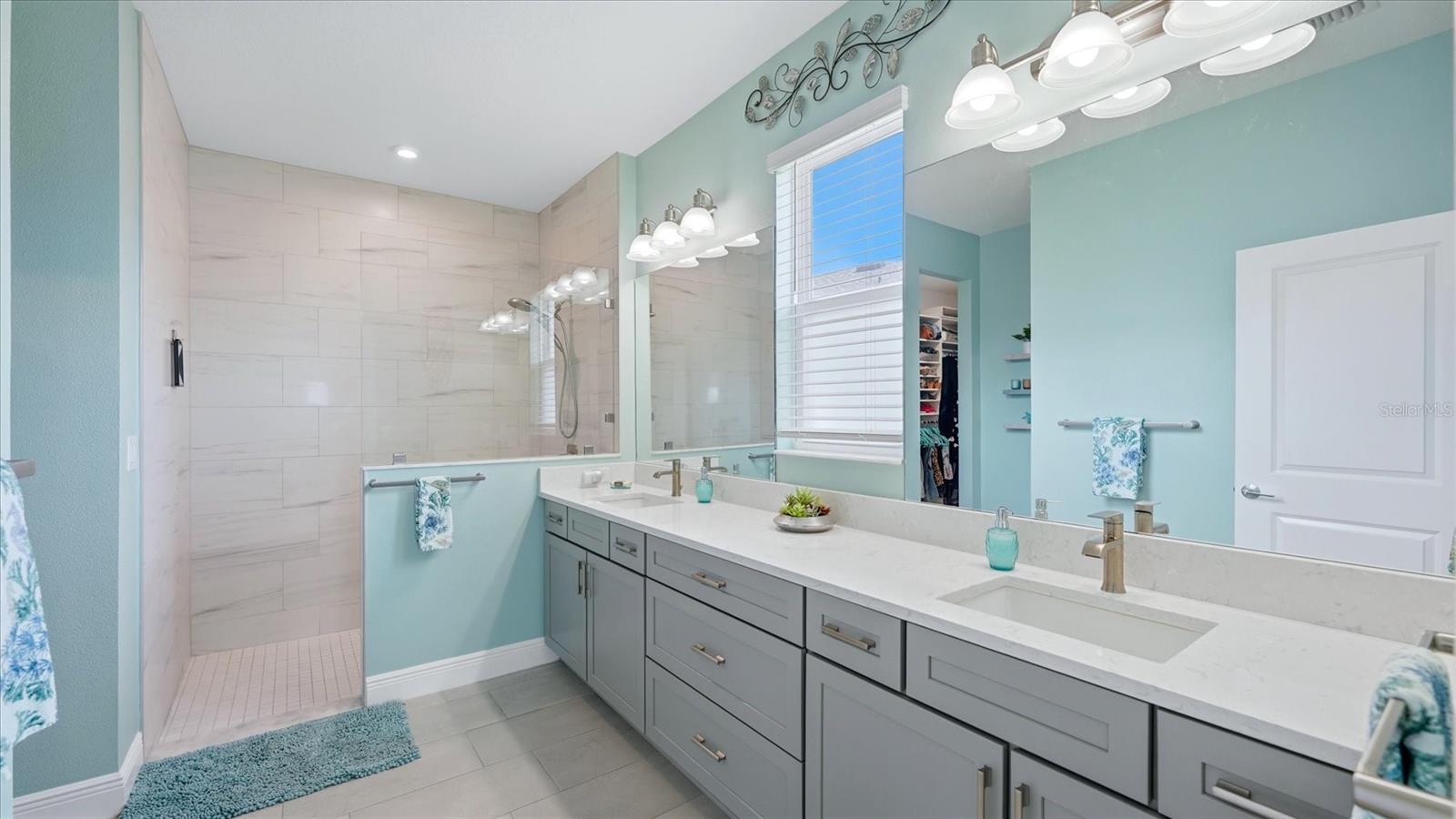 6230 ROADSTEAD CT, APOLLO BEACH, FL, 33572