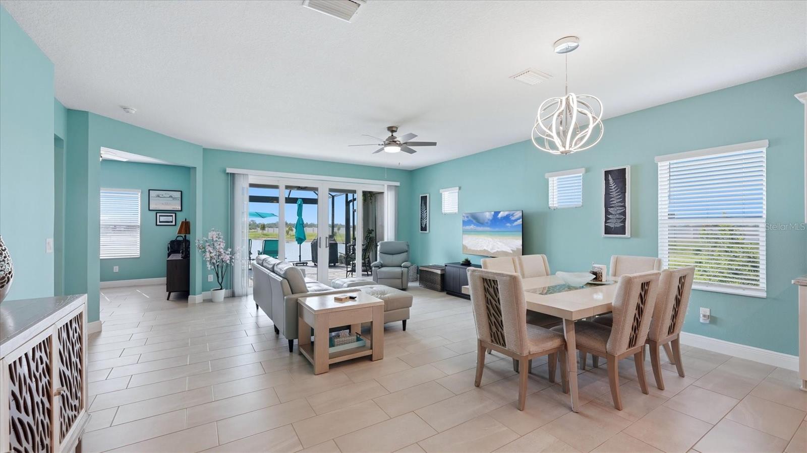 6230 ROADSTEAD CT, APOLLO BEACH, FL, 33572