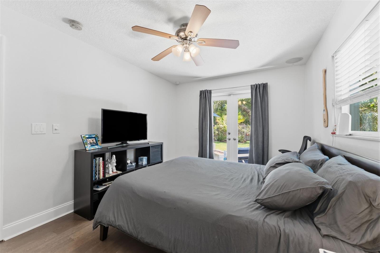 4096 38TH ST S, ST PETERSBURG, FL, 33711