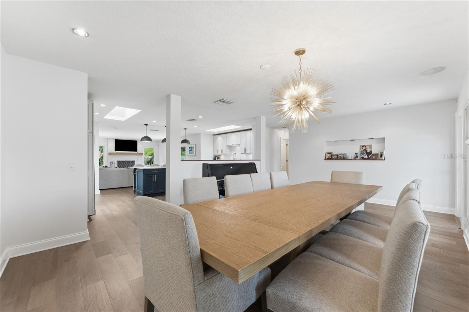 4096 38TH ST S, ST PETERSBURG, FL, 33711