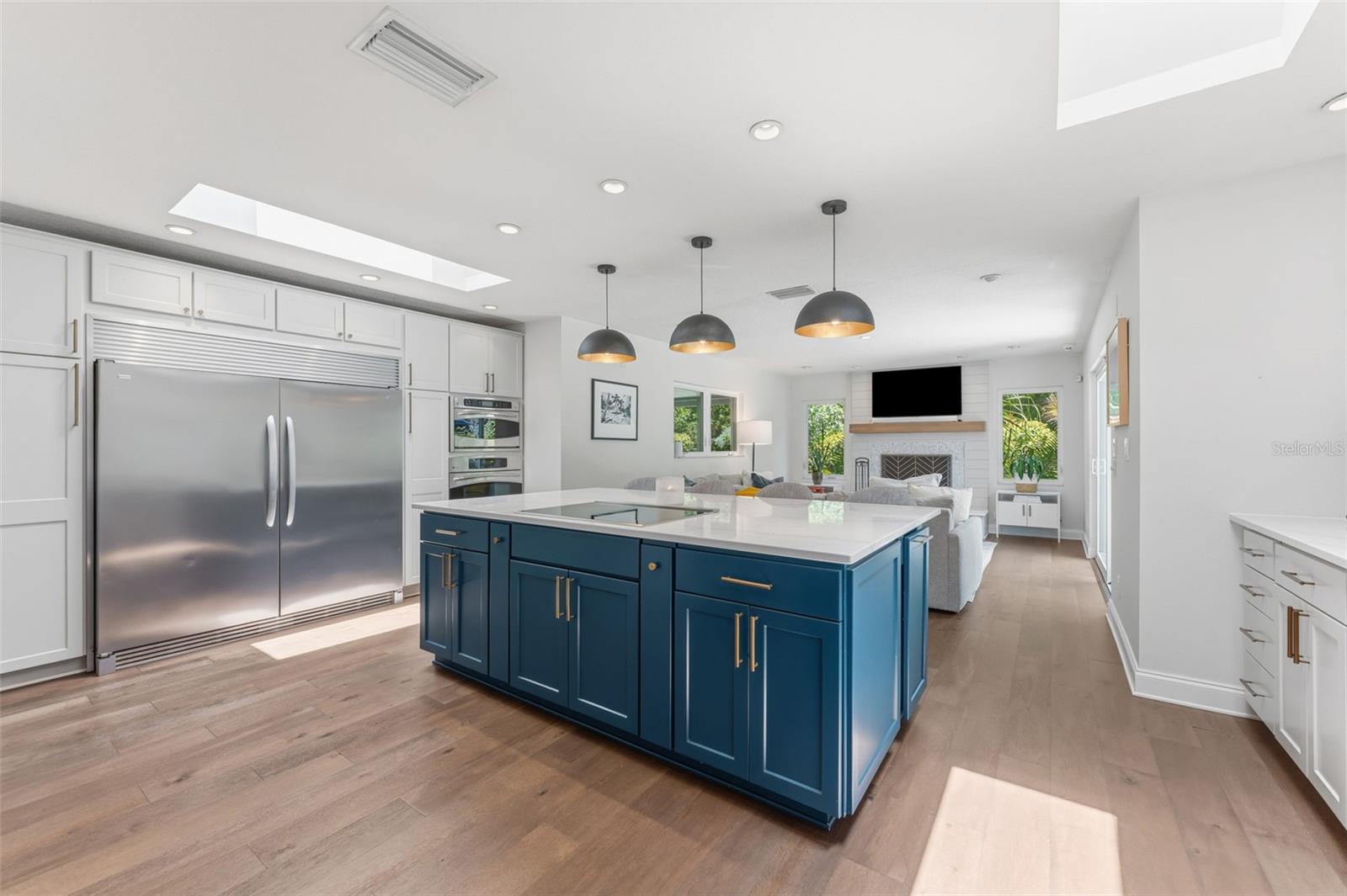 4096 38TH ST S, ST PETERSBURG, FL, 33711