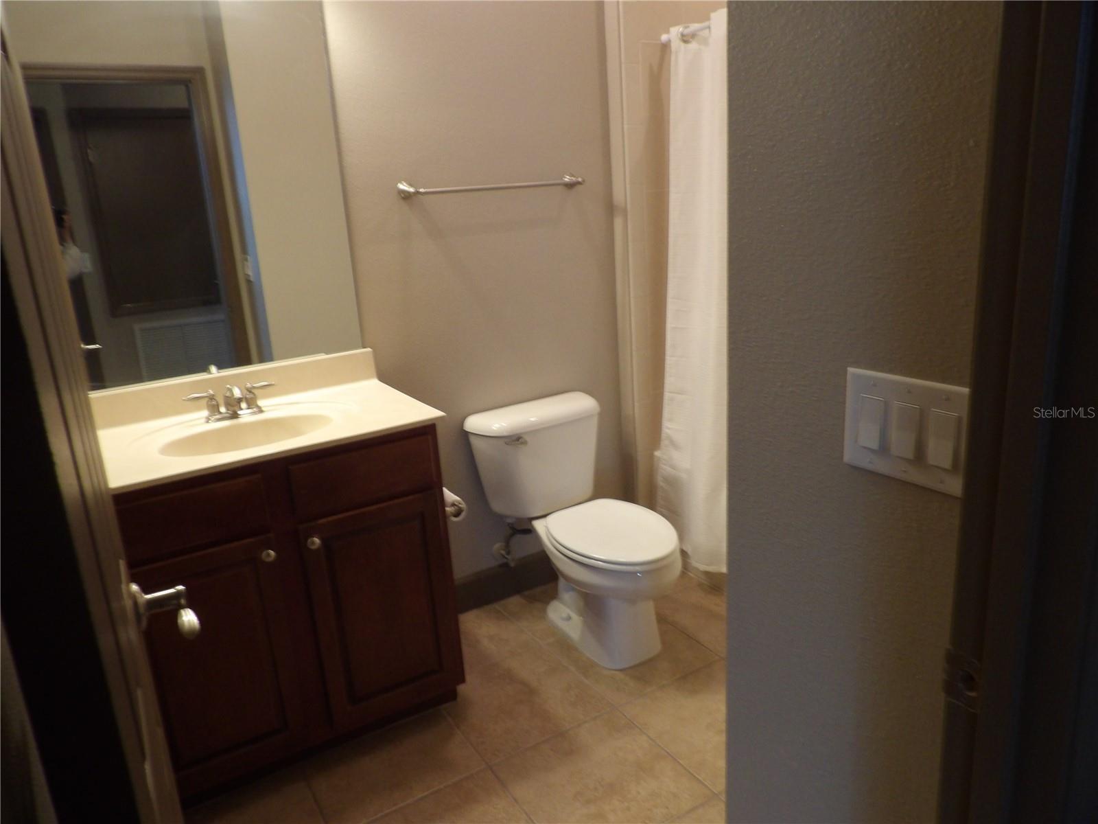8098 MOONSTONE DR #17-203, SARASOTA, FL, 34233