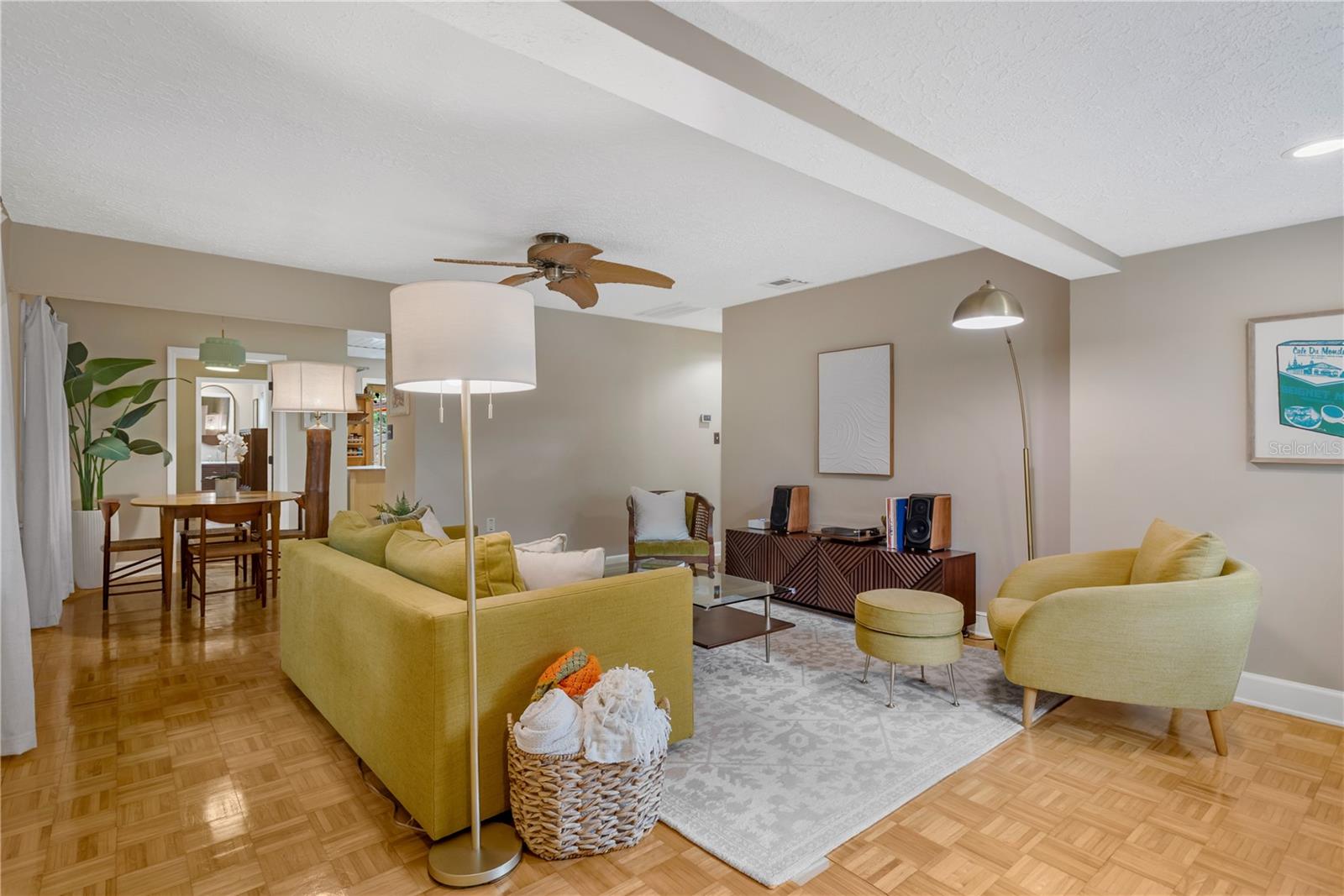 1427 E POWHATAN AVE, TAMPA, FL, 33604