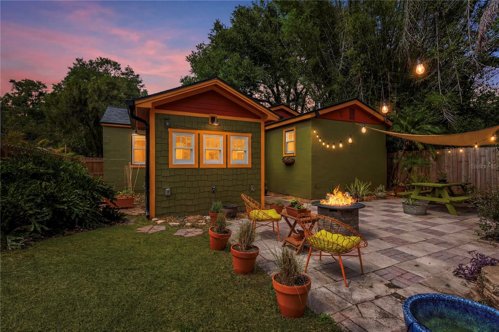 1427 E POWHATAN AVE, TAMPA, FL, 33604