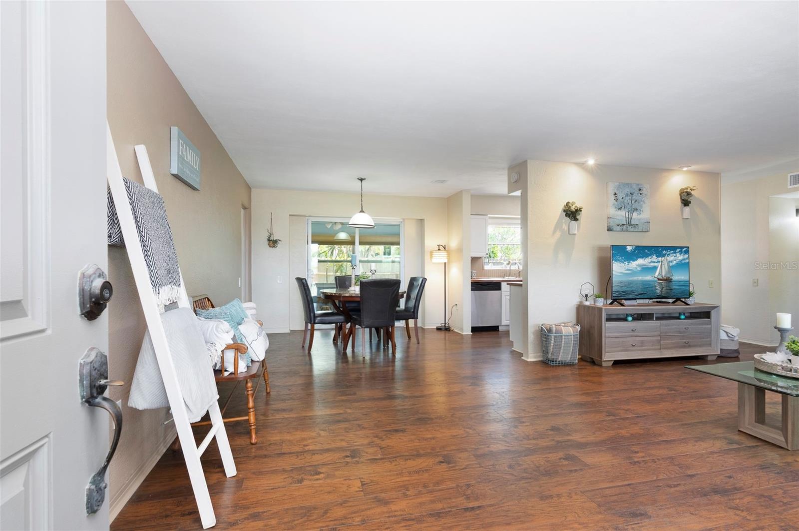 11549 69TH AVE, SEMINOLE, FL, 33772