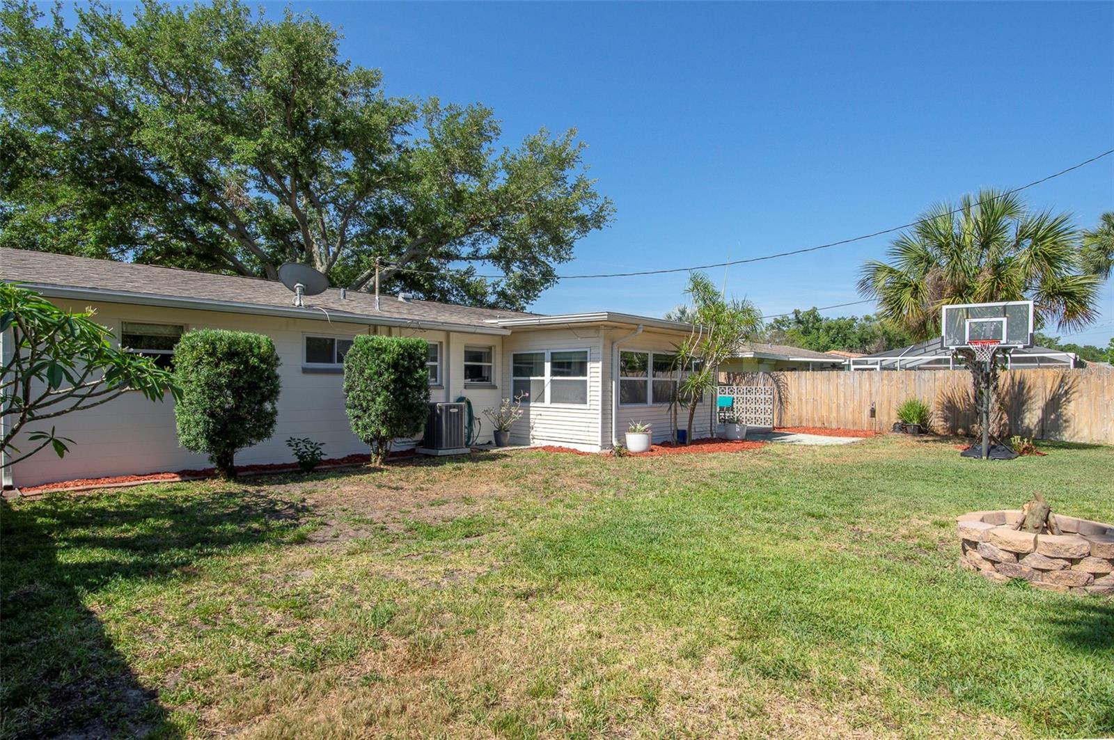 11549 69TH AVE, SEMINOLE, FL, 33772