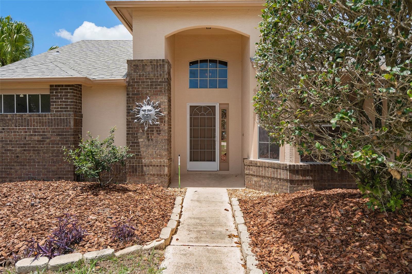 137 MADRONA DR, EUSTIS, FL, 32726