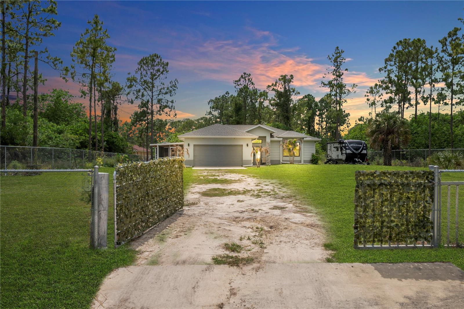 2021 HINES AVE, ALVA, FL, 33920