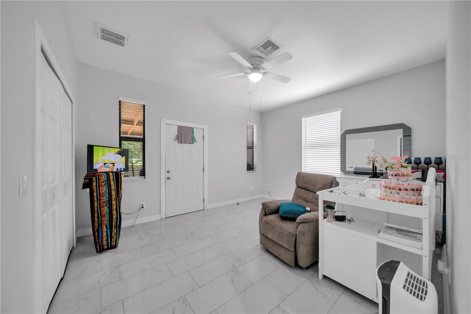 2021 HINES AVE, ALVA, FL, 33920