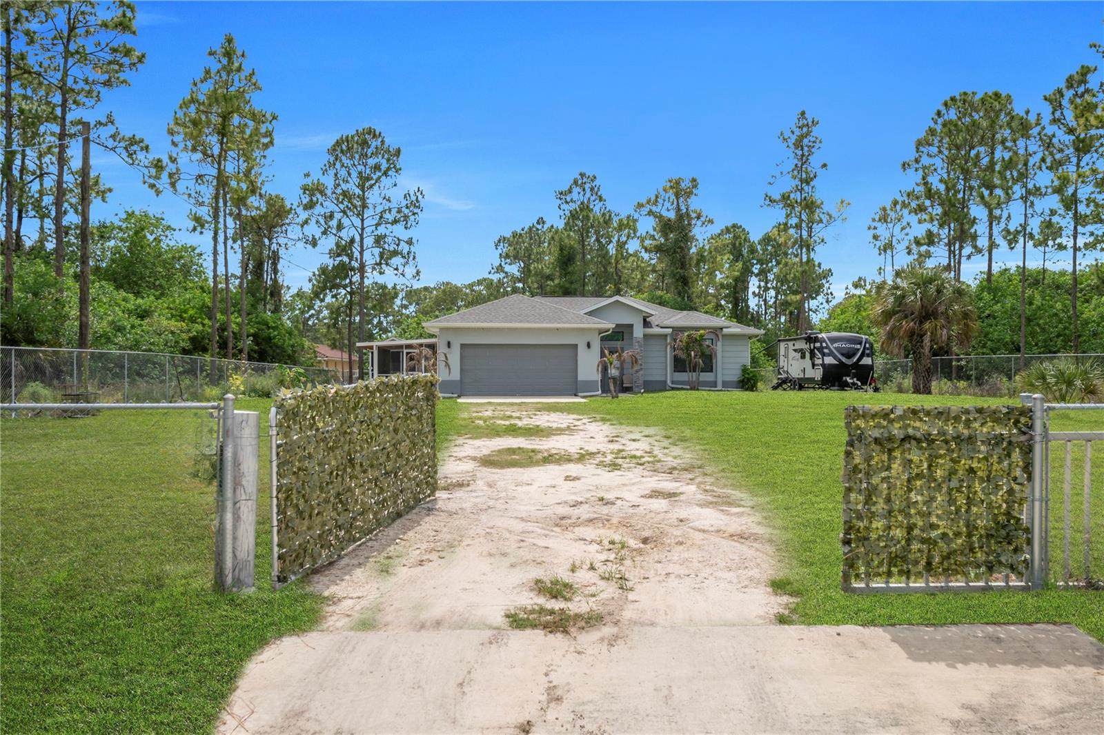 2021 HINES AVE, ALVA, FL, 33920