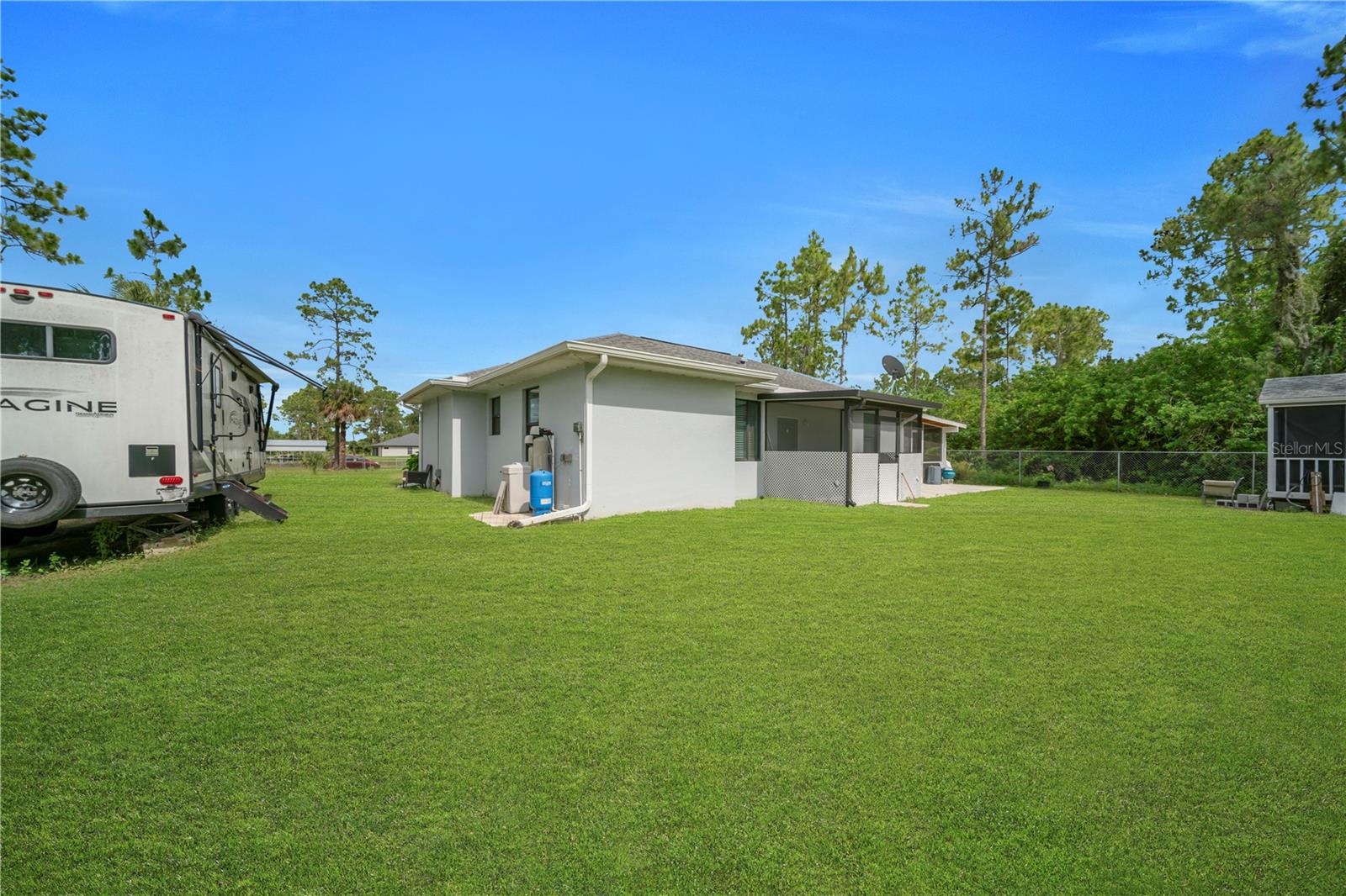 2021 HINES AVE, ALVA, FL, 33920