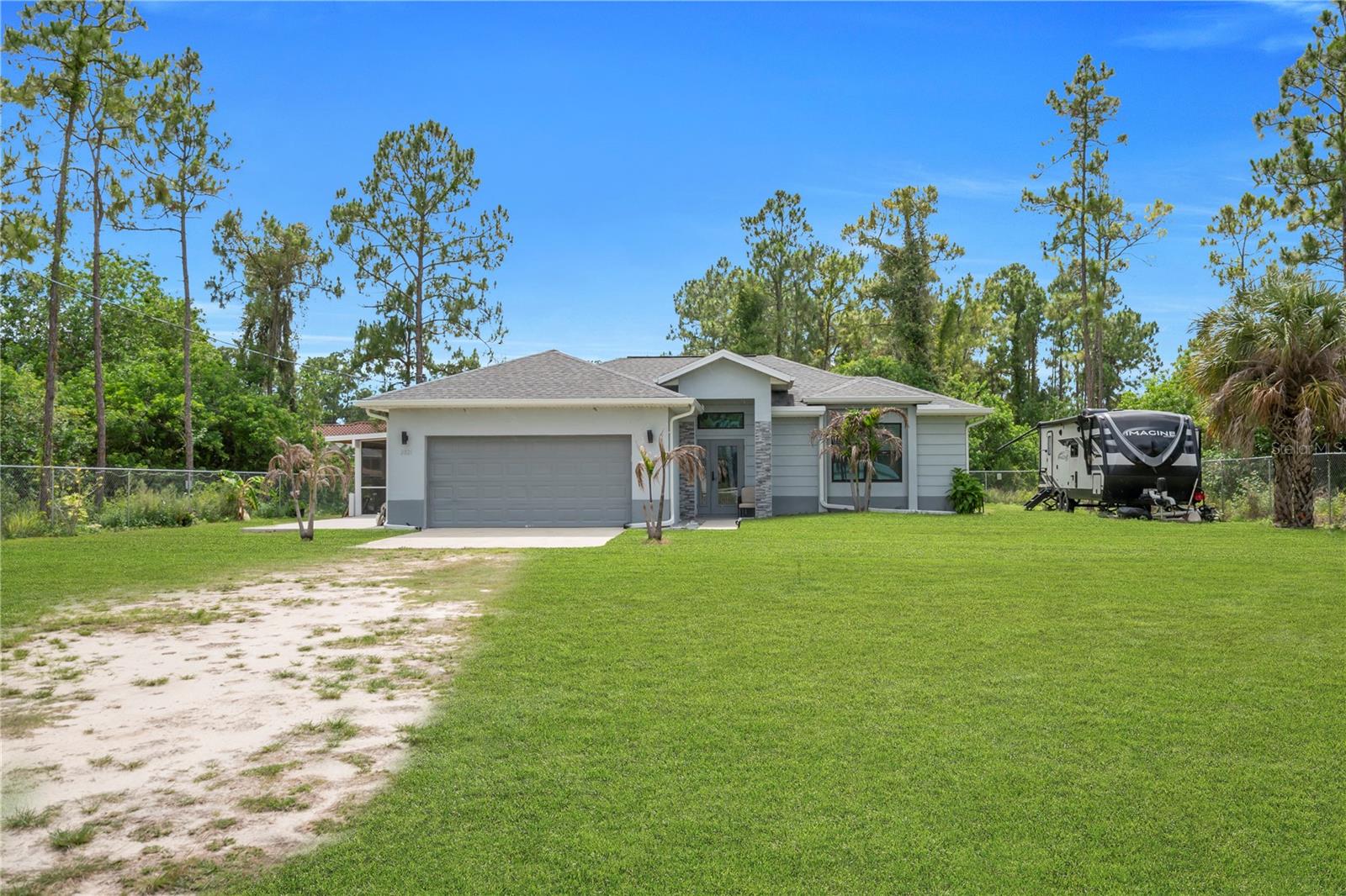 2021 HINES AVE, ALVA, FL, 33920