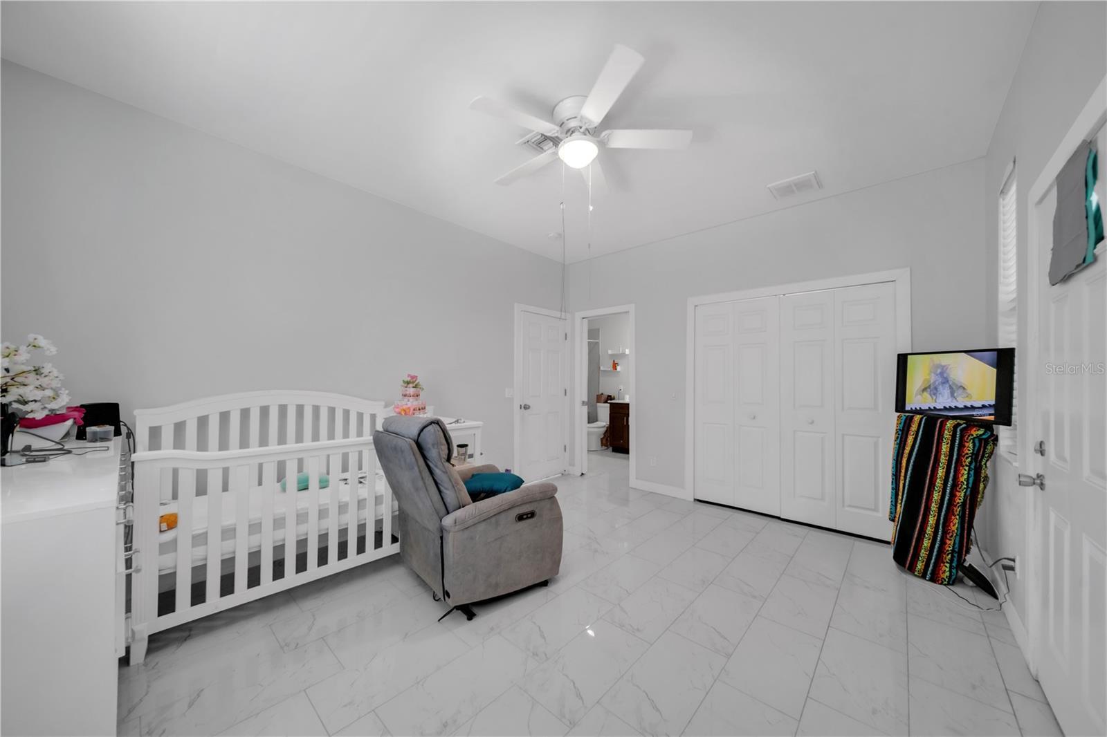 2021 HINES AVE, ALVA, FL, 33920